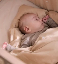 Filibabba Sengetøj - Junior - Warm Grey/Broderet Hvalen Christia