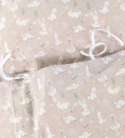 Nørgaard Madsens Sengetøj - Baby - Rosa m. Hvide Kaniner