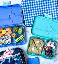 Yumbox Madkasse m. 4 Rum - Bento Tapas - Antibes Blue - Rainbow